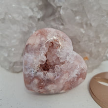 Load image into Gallery viewer, Pink Amethyst X Flower Agate Heart on Stand