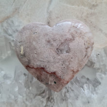 Load image into Gallery viewer, Pink Amethyst X Flower Agate Heart