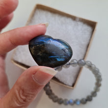 Load image into Gallery viewer, Labradorite Bracelet and Heart Boxset