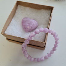 Load image into Gallery viewer, Kunzite Bracelet and Heart Boxset