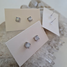 Load image into Gallery viewer, Moonstone Stud Ear-ring - Round