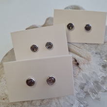 Load image into Gallery viewer, Rutile Quartz Stud Ear-ring