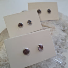 Load image into Gallery viewer, Rutile Quartz Stud Ear-ring