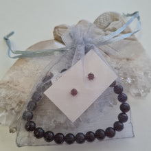 Load image into Gallery viewer, Garnet Bracelet and Stud Ear-ring Set
