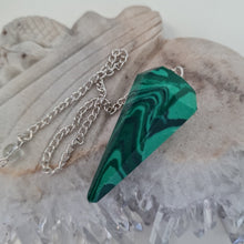 Load image into Gallery viewer, Malachite Pendulum