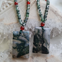 Load image into Gallery viewer, Moss Agate Bead Necklace