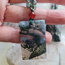 Load image into Gallery viewer, Moss Agate Bead Necklace