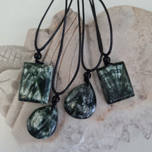 Load image into Gallery viewer, Seraphinite Necklace