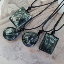Load image into Gallery viewer, Seraphinite Necklace