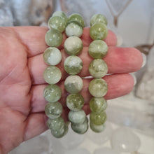 Load image into Gallery viewer, Xiuyu Jade Bracelet