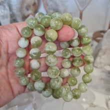 Load image into Gallery viewer, Xiuyu Jade Bracelet