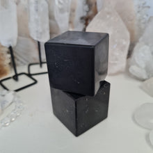 Load image into Gallery viewer, Shungite Cube - Polished