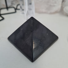 Load image into Gallery viewer, Shungite Pyramid - Polished