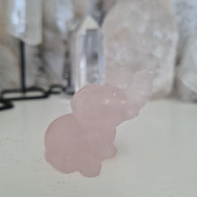 Load image into Gallery viewer, Rose Quartz Elephant