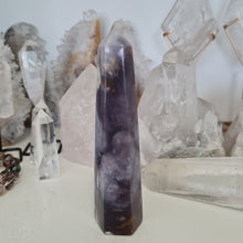 Load image into Gallery viewer, Purple Chalcedony Tower