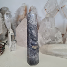 Load image into Gallery viewer, Purple Chalcedony Tower