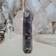 Load image into Gallery viewer, Purple Chalcedony Tower