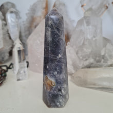 Load image into Gallery viewer, Purple Chalcedony Tower