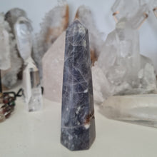 Load image into Gallery viewer, Purple Chalcedony Tower