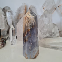 Load image into Gallery viewer, Purple Chalcedony Tower