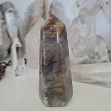 Load image into Gallery viewer, Purple Chalcedony Tower