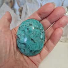 Load image into Gallery viewer, Amazonite and Smoky Quartz Palmstone