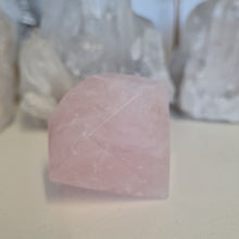 Load image into Gallery viewer, Rose Quartz Faceted Diamond