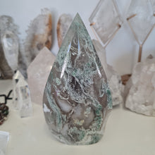 Load image into Gallery viewer, Moss Agate Flame