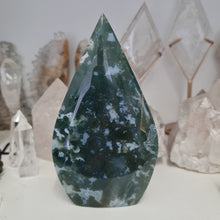 Load image into Gallery viewer, Moss Agate Flame