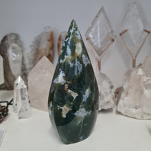 Load image into Gallery viewer, Moss Agate Flame