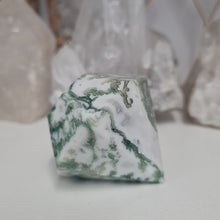 Load image into Gallery viewer, Moss Agate Faceted Diamond