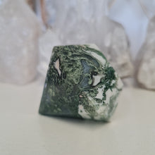 Load image into Gallery viewer, Moss Agate Faceted Diamond