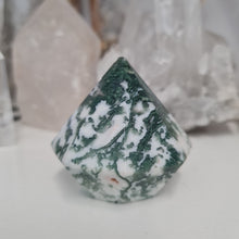Load image into Gallery viewer, Moss Agate Faceted Diamond
