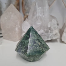 Load image into Gallery viewer, Moss Agate Faceted Diamond