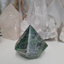 Load image into Gallery viewer, Moss Agate Faceted Diamond