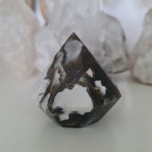 Load image into Gallery viewer, Moss Agate Faceted Diamond