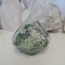 Load image into Gallery viewer, Moss Agate Faceted Diamond