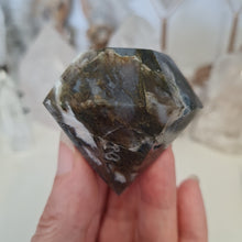 Load image into Gallery viewer, Moss Agate Faceted Diamond