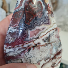 Load image into Gallery viewer, Mexican Crazy Lace Agate Flame
