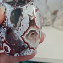 Load image into Gallery viewer, Mexican Crazy Lace Agate Flame