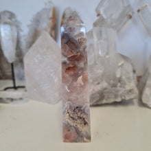 Load image into Gallery viewer, Pink Agate Tower