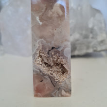 Load image into Gallery viewer, Pink Agate Tower