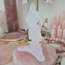 Load image into Gallery viewer, Clear Quartz Skeleton