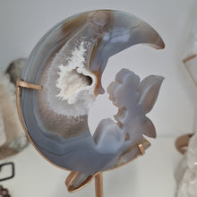 Load image into Gallery viewer, Druzy Agate Crescent Moon Fairy on Stand