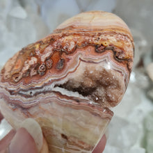 Load image into Gallery viewer, Pink Crazy Lace Agate Heart