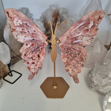 Load image into Gallery viewer, Pink Lace Agate Butterfly Wings