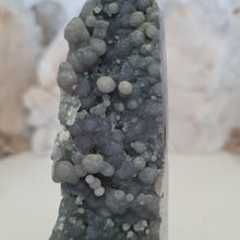 Load image into Gallery viewer, Grape Agate Tower