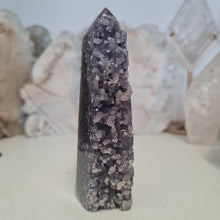 Load image into Gallery viewer, Grape Agate Tower