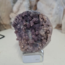 Load image into Gallery viewer, Grape Agate Sphere