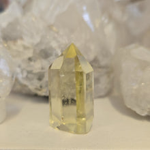 Load image into Gallery viewer, Citrine Point